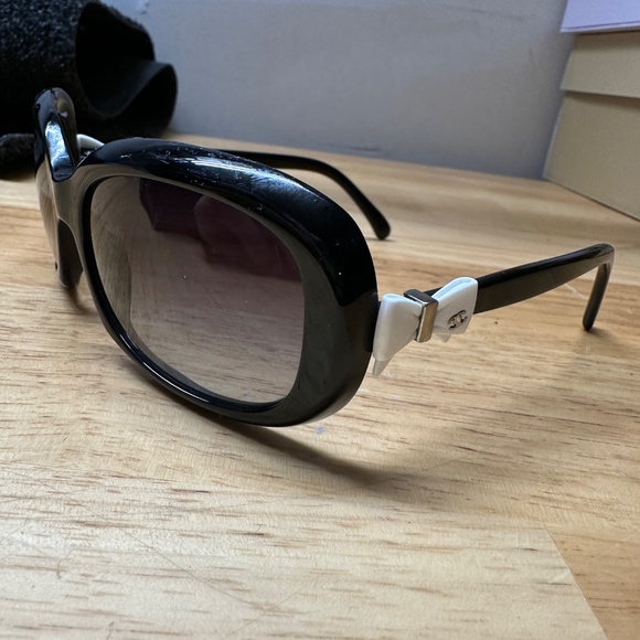 Chanel Sunglasses - Picture 3 of 11